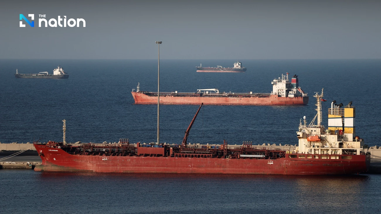 Iran Ancam akan Tutup Jalur Ekspor Minyak di Hormuz Bila Konflik Memburuk